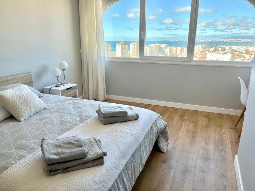 Appartamento T2 Com Uma Vista Deslumbrante Sobre O Atlantico! Costa da Caparica Esterno foto